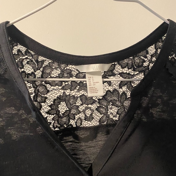 H & M dark grey v neck blouse with netting feature. - Picture 4 of 5